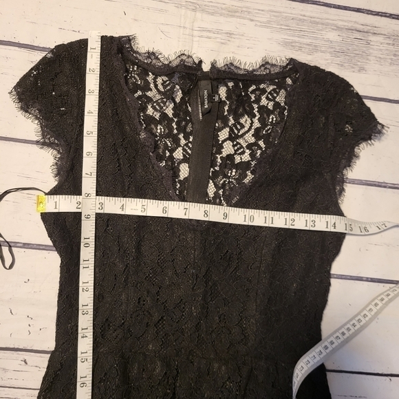 Aritzia Babaton Black Lace Dress Size 6 - Picture 10 of 12